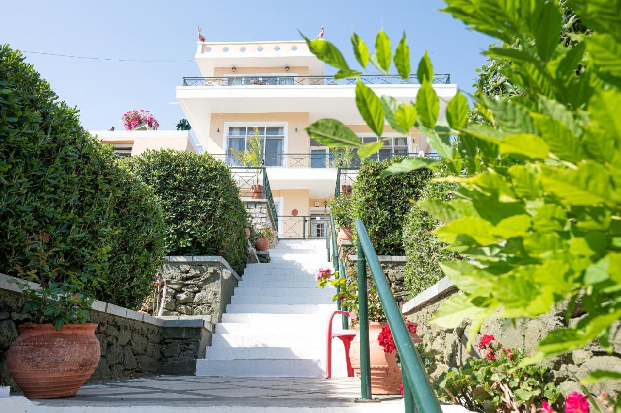 Villa Sofia Sea View Poros Town Екстер'єр фото